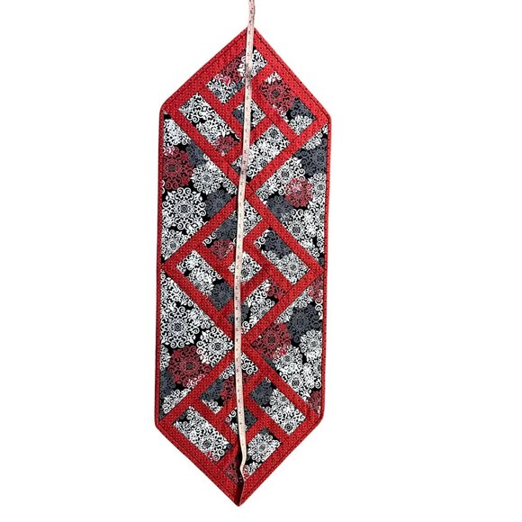 Handmade Quilted Table Runner Red Black White Geometric Patchwork 16x45 Used - Picture 4 of 9